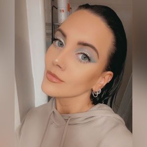 Meet your Posher, Baili